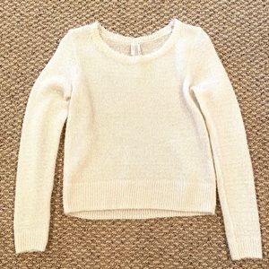 Super soft white Frenchi sweater!